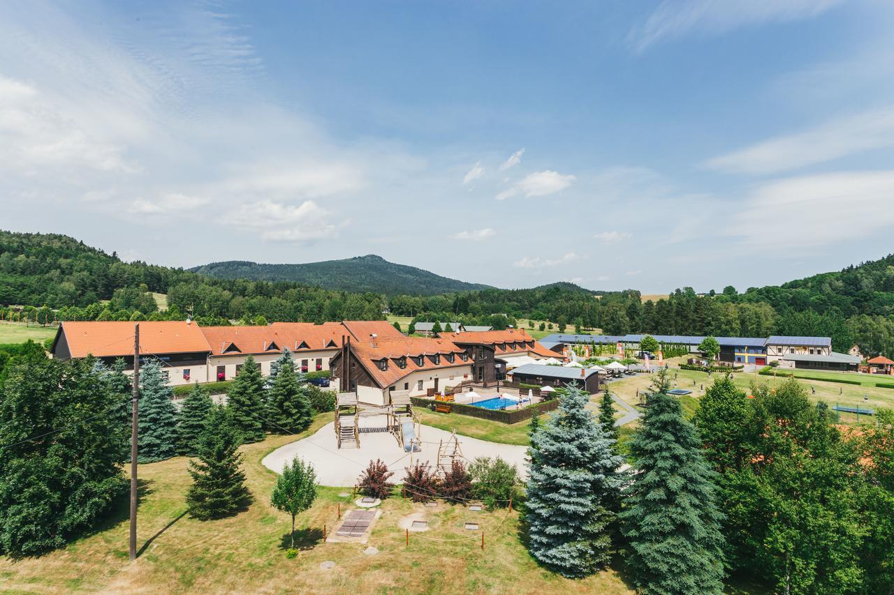 Resort Malevil Jablonné v Podještědí 외부 사진